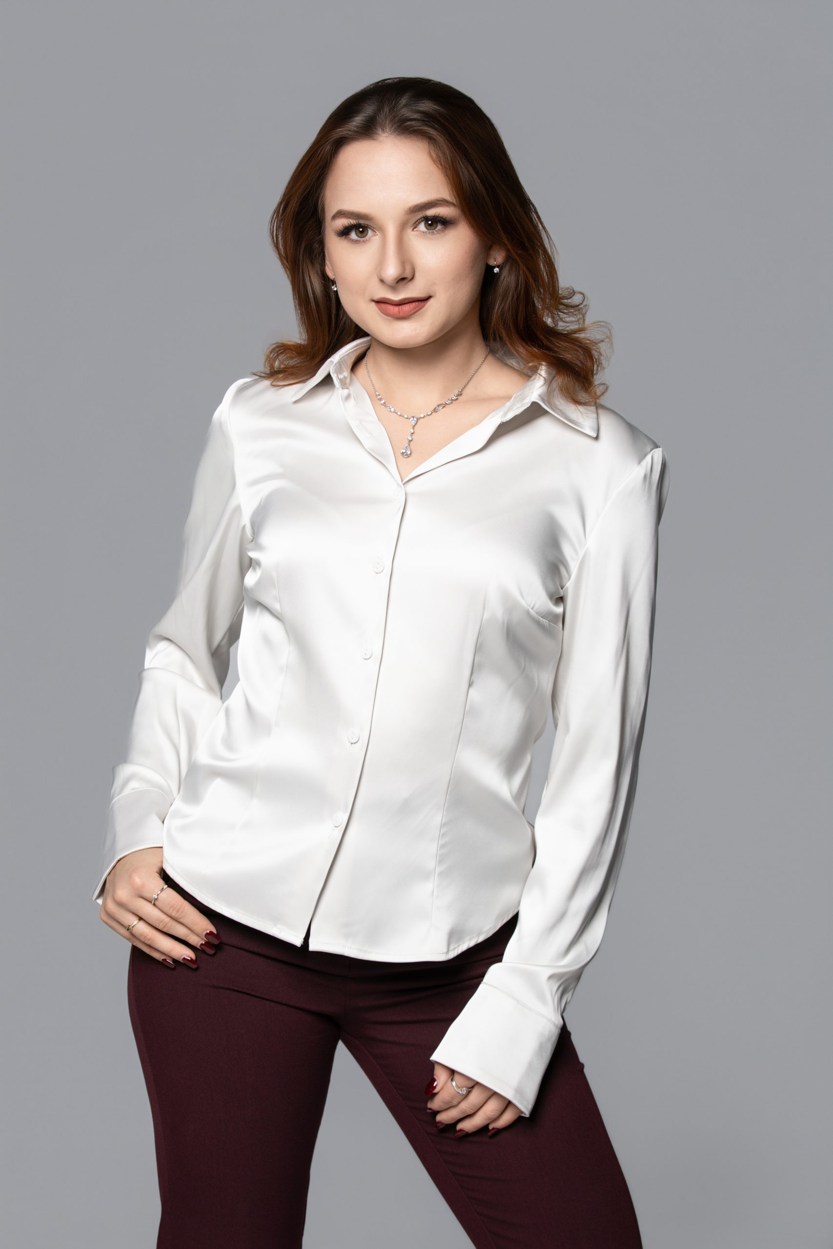 Portret biznesowy – subtelny uśmiech